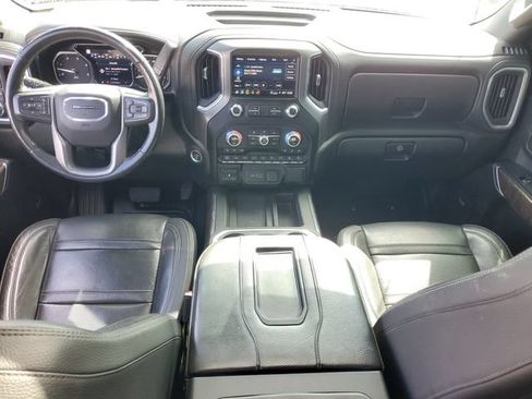 Used 2022 GMC Sierra 2500 Denali w/ Denali Black Diamond Edition AWD/4WD image 24