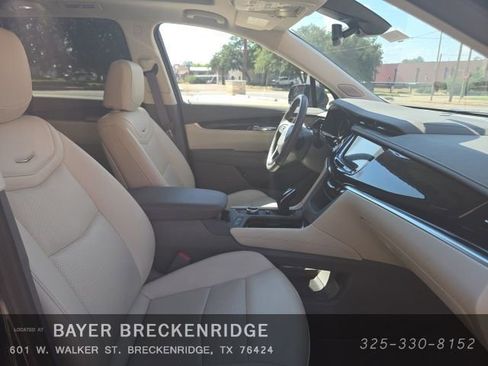 Certified 2025 Cadillac XT6 Premium Luxury image 16