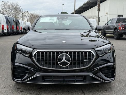 New 2026 Mercedes-Benz E 53 AMG e 4MATIC Sedan image 17