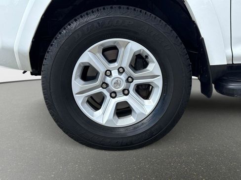 Used 2023 Toyota 4Runner SR5 Premium w/ Moonroof Package image 9