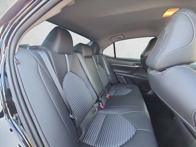 Used 2024 Toyota Camry SE w/ Convenience Package FWD image 18