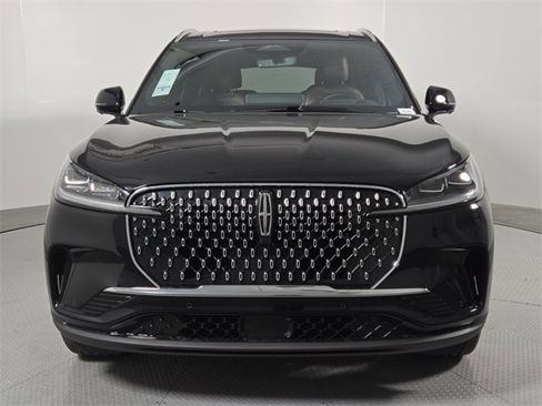 New 2026 Lincoln Aviator Reserve w/ Illumination Package image 10