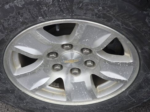 Used 2018 Chevrolet Silverado 1500 LT image 30