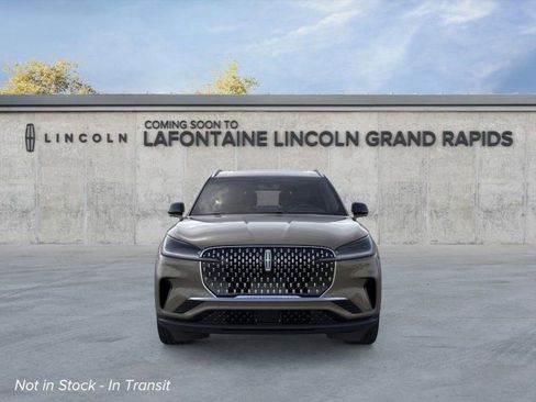 New 2026 Lincoln Aviator Reserve w/ Luxury Package image 6