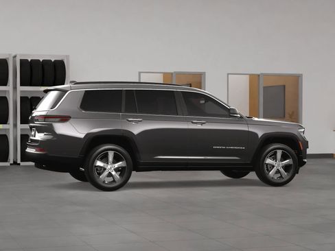 New 2025 Jeep Grand Cherokee L Limited image 3