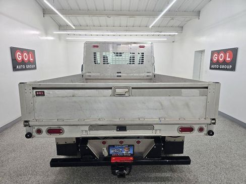 Used 2017 Ford Transit 250 138 RWD image 5