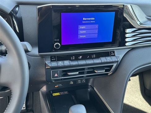 Certified 2025 Toyota Camry SE w/ Convenience Package image 17