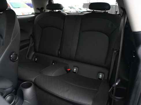 Used 2023 MINI Cooper SE image 11