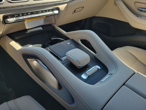 New 2026 Mercedes-Benz GLS 450 4MATIC image 21