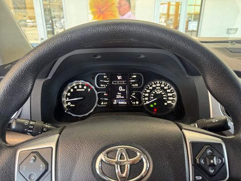Used 2019 Toyota Tundra SR5 image 10