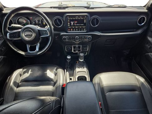 Used 2021 Jeep Wrangler Unlimited Sahara w/ Cold Weather Group AWD/4WD image 9