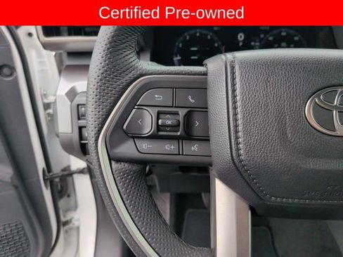 Certified 2025 Toyota Tacoma TRD Off-Road AWD/4WD image 17