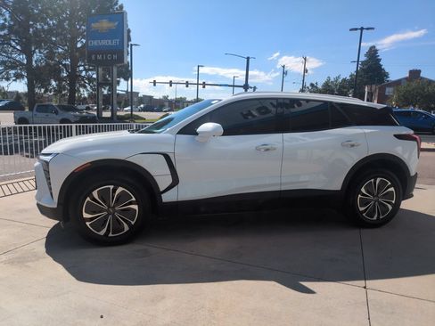 Used 2024 Chevrolet Blazer EV LT AWD/4WD image 2