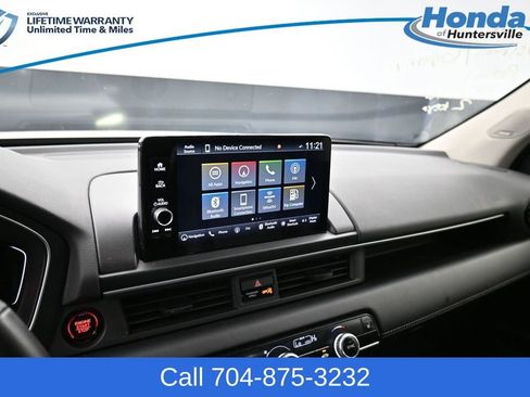 Used 2023 Honda Pilot Touring image 19