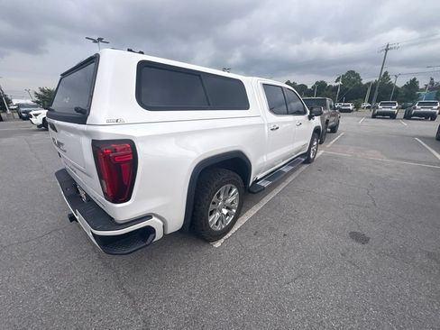 Used 2024 GMC Sierra 1500 Denali w/ Technology Package AWD/4WD image 25