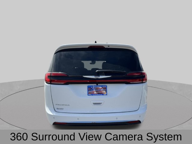 New 2026 Chrysler Pacifica Select FWD image 5