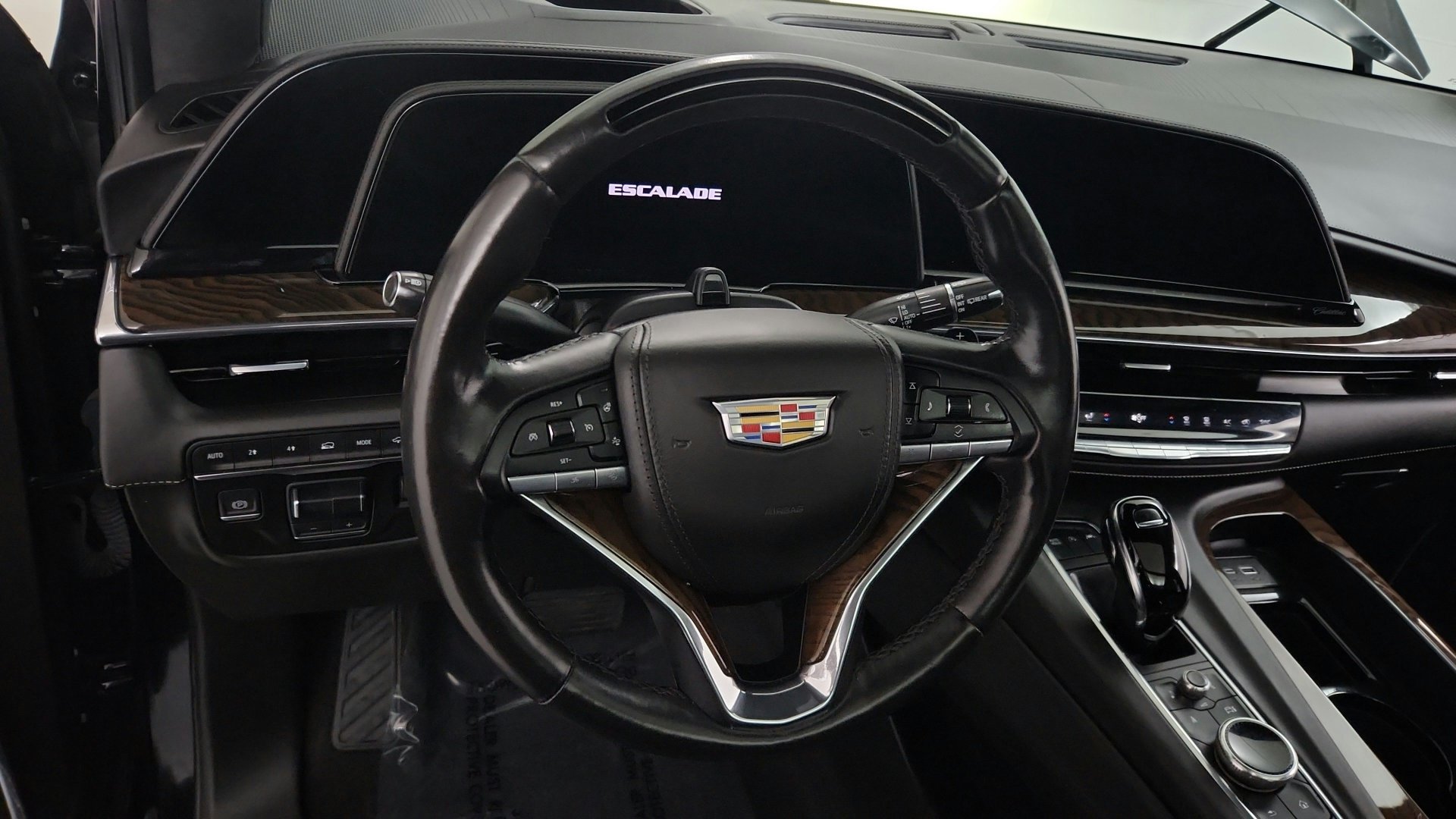 Certified 2023 Cadillac Escalade Sport Platinum w/ LPO, ONYX Package AWD/4WD image 18