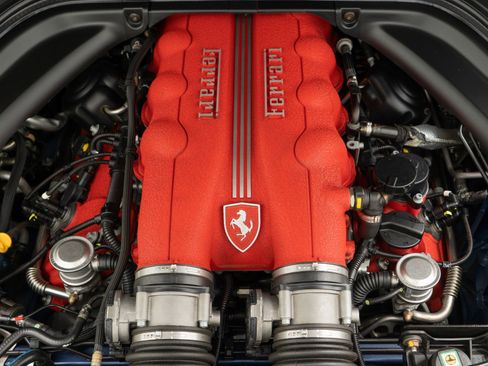 Used 2012 Ferrari California image 12