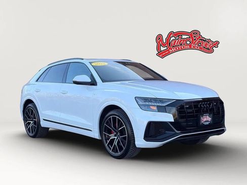 Used 2022 Audi Q8 Prestige w/ Prestige Package image 1