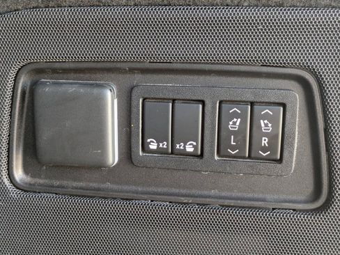 Used 2022 Cadillac Escalade Sport w/ Touring Package image 14