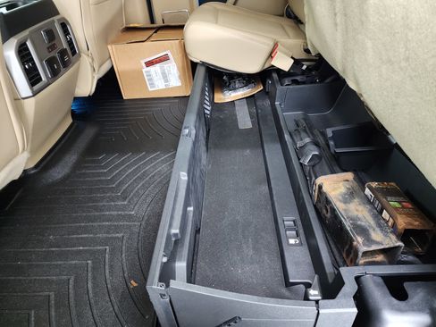 Used 2019 Ford F350 Lariat w/ Lariat Ultimate Package image 42