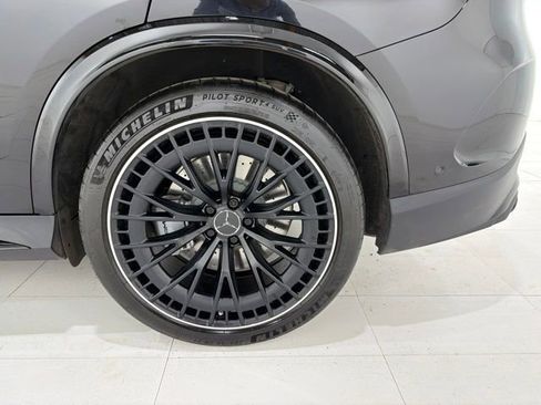 Used 2025 Mercedes-Benz GLC 43 AMG 4MATIC image 42