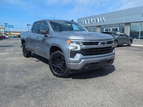 Used 2024 Chevrolet Silverado 1500 RST w/ Convenience Package II image 2