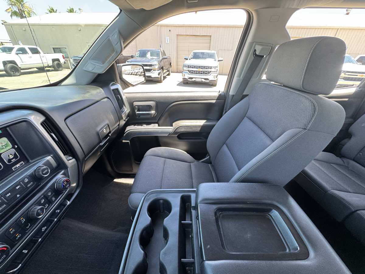 Used 2018 Chevrolet Silverado 1500 LT w/ All Star Edition AWD/4WD image 34