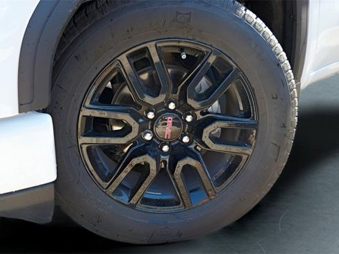 New 2025 GMC Sierra 1500 Elevation image 2