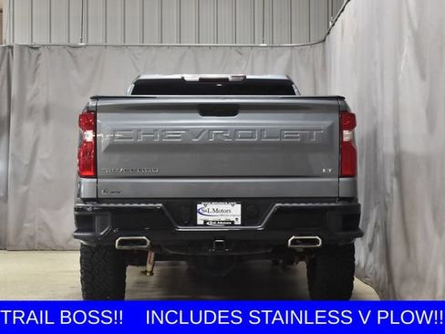 Used 2021 Chevrolet Silverado 1500 LT Trail Boss AWD/4WD image 9