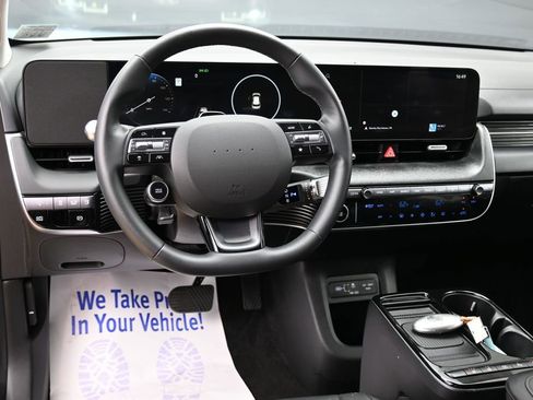 Used 2025 Hyundai Ioniq 5 SEL RWD image 33