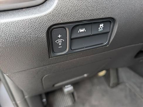 Used 2021 Kia Sorento S w/ Panoramic Sunroof Package AWD/4WD image 32