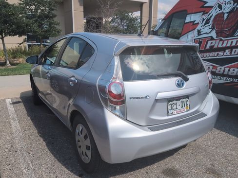 Used 2014 Toyota Prius C One FWD image 2