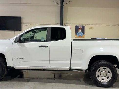 Used 2016 Chevrolet Colorado W/T w/ WT Convenience Package image 5