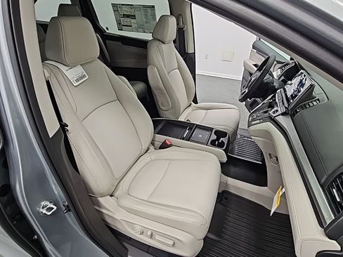 New 2026 Honda Odyssey EX-L image 40