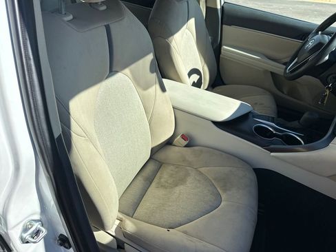 Used 2023 Toyota Camry LE image 10