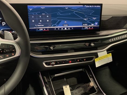 Used 2026 BMW X5 sDrive40i w/ M Sport Package RWD image 19