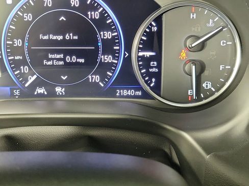 Used 2023 Buick Enclave Avenir w/ Avenir Technology Package FWD image 25