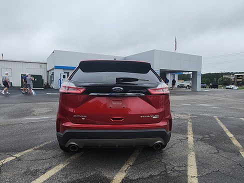 Used 2020 Ford Edge Titanium AWD/4WD image 20