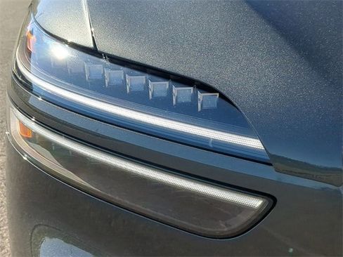 New 2026 Genesis GV70 3.5T Sport Advanced image 9