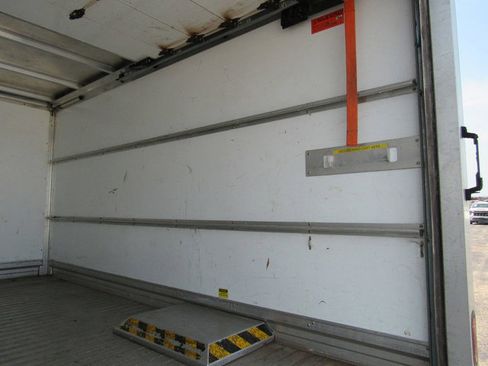 Used 2019 Ford Transit 350 156 DRW RWD image 17