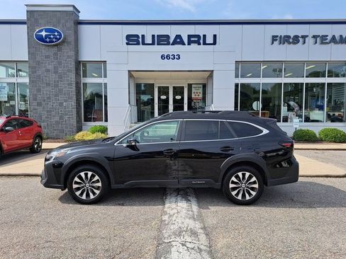 Certified 2025 Subaru Outback Limited AWD/4WD image 3