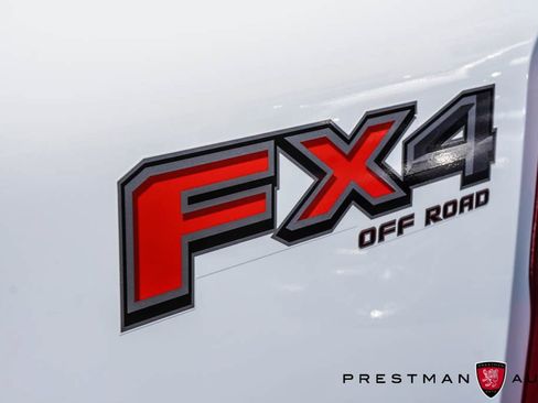 Used 2024 Ford F250 Lariat w/ Sport Appearance Package AWD/4WD image 10