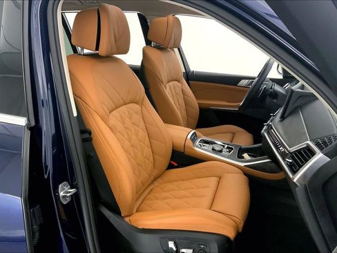 Certified 2026 BMW X7 xDrive40i AWD/4WD image 6