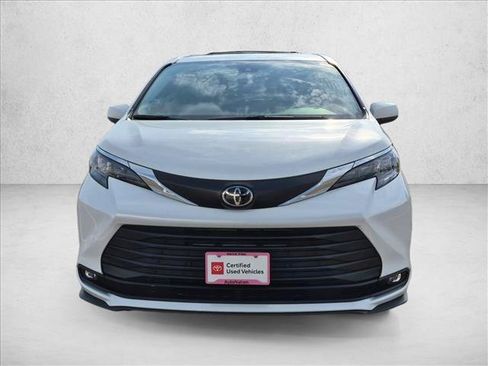 Certified 2026 Toyota Sienna XLE AWD/4WD image 2