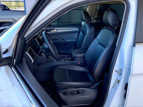 Used 2022 Volkswagen Atlas SEL image 8