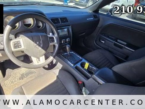 Used 2014 Dodge Challenger SXT w/ Super Sport Group (SS/T) RWD image 23