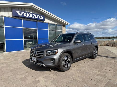 Used 2024 Mercedes-Benz GLB 250 4MATIC image 27