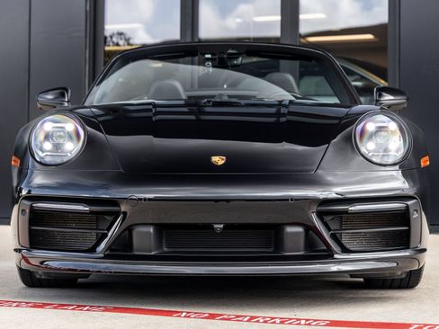 Certified 2020 Porsche 911 Carrera 4S AWD/4WD image 8