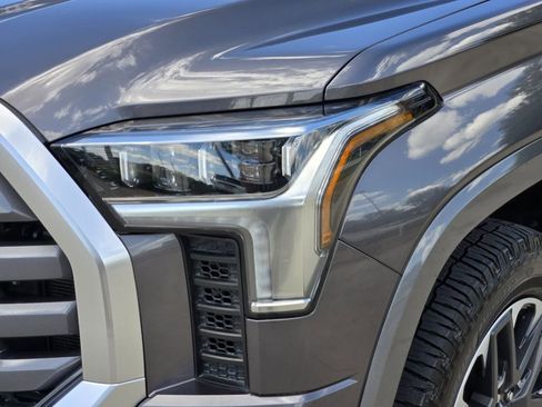 Used 2022 Toyota Tundra Limited image 5